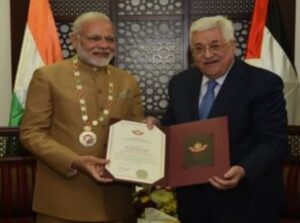 State slatues to Prime minister Modi 