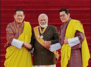 State slatues to Prime minister Modi 
